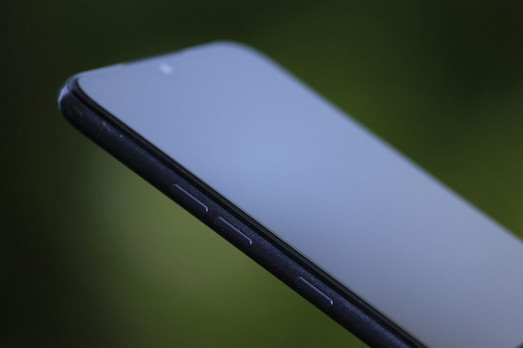 phone, cellular, technology, screen, tactile, touch screen, blur, lg, lg k41, lg k41s, cuba, touch phone, modern phone, modern, lg phone pictures, lg phones, cell phones, lg cell phones, mid-range, mid-range phone, mid-range cell phone, spectrum, smartphone, mobile phone, mobile